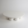 PIEDI-sculptural-centerpiece-stand-platter-tabletop-white-luxury-alentes-2